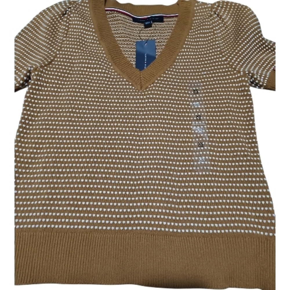 Tommy Hilfiger Women's Brown V-Neck Sweater - Picture 4 of 6